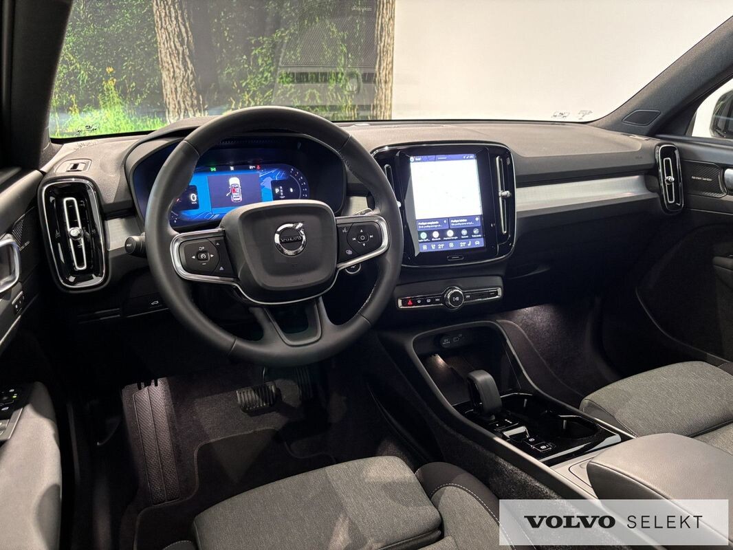 Volvo XC 40 - zdjęcie 14