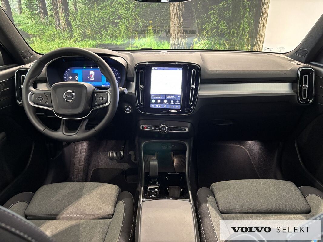 Volvo XC 40 - zdjęcie 13