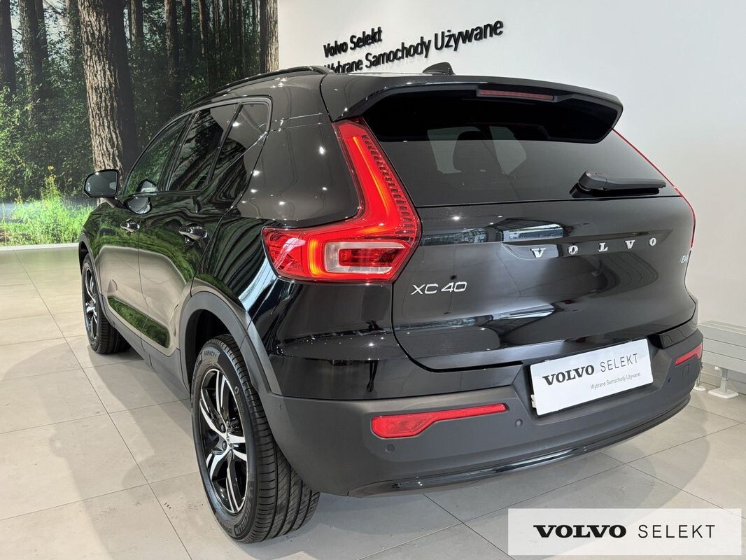 Volvo XC 40 - zdjęcie 7