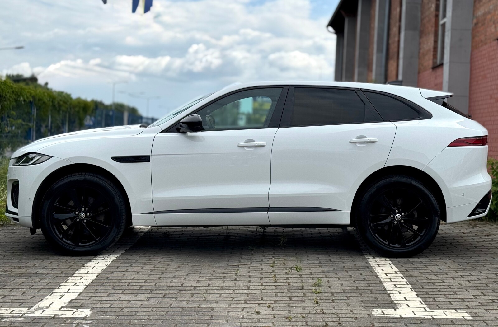 Jaguar F-Pace - zdjęcie 3
