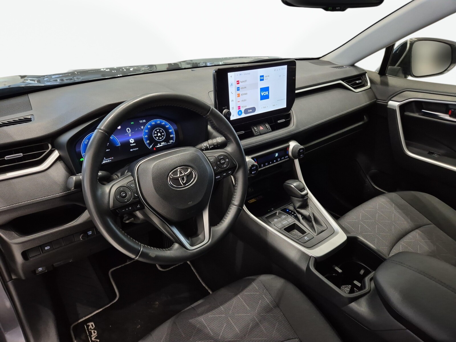 Toyota RAV 4 - zdjęcie 11