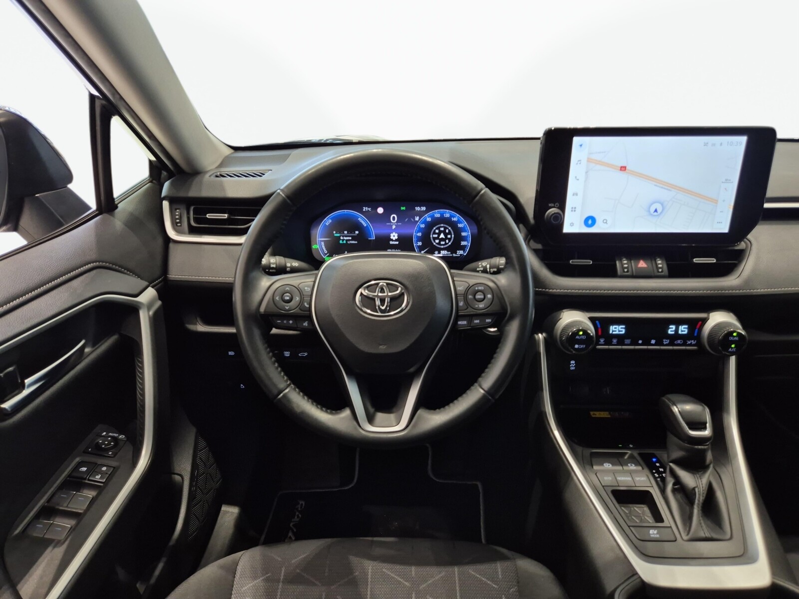 Toyota RAV 4 - zdjęcie 9