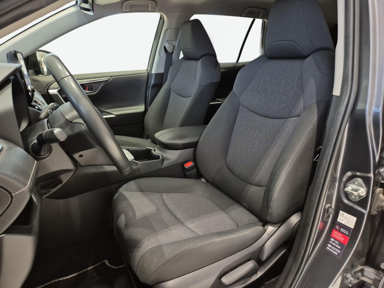 Toyota RAV 4 - zdjęcie 10