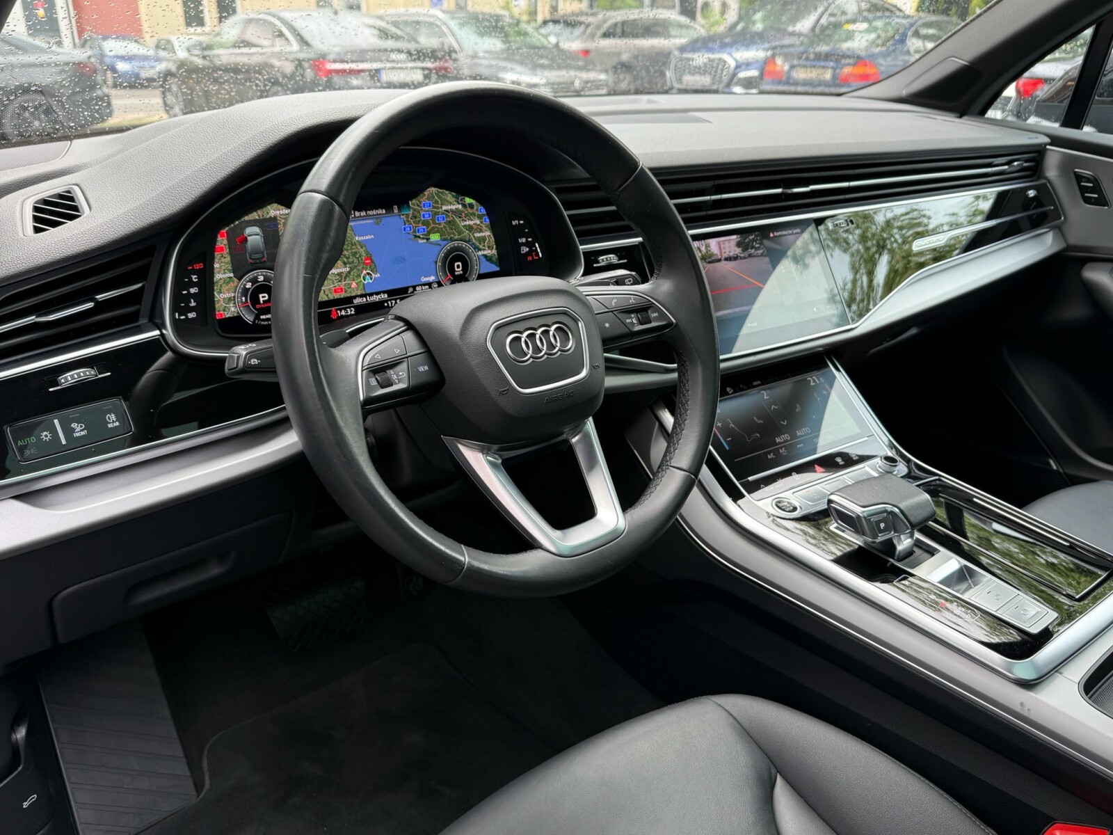 Audi Q7 - zdjęcie 16