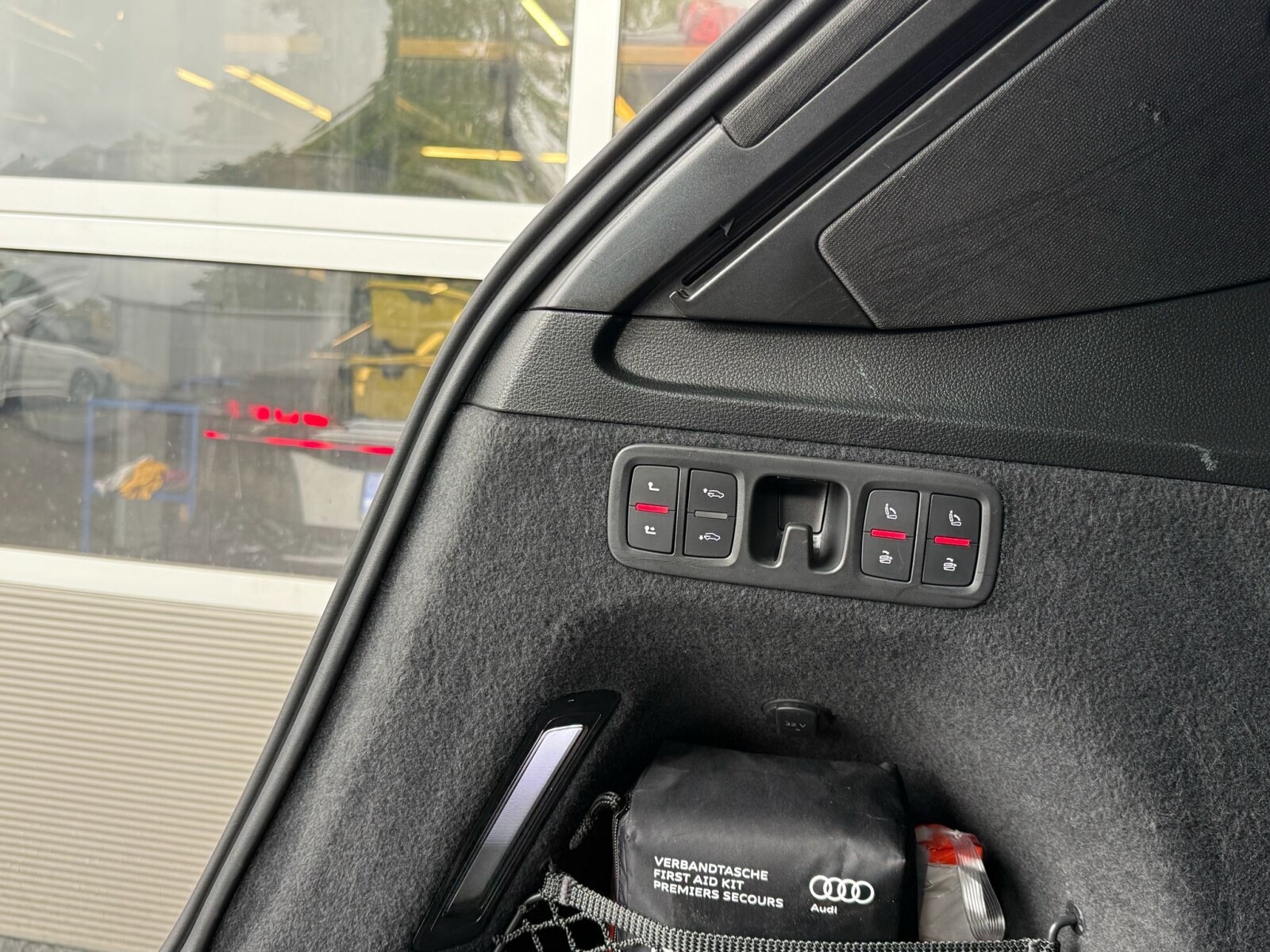 Audi Q7 - zdjęcie 14