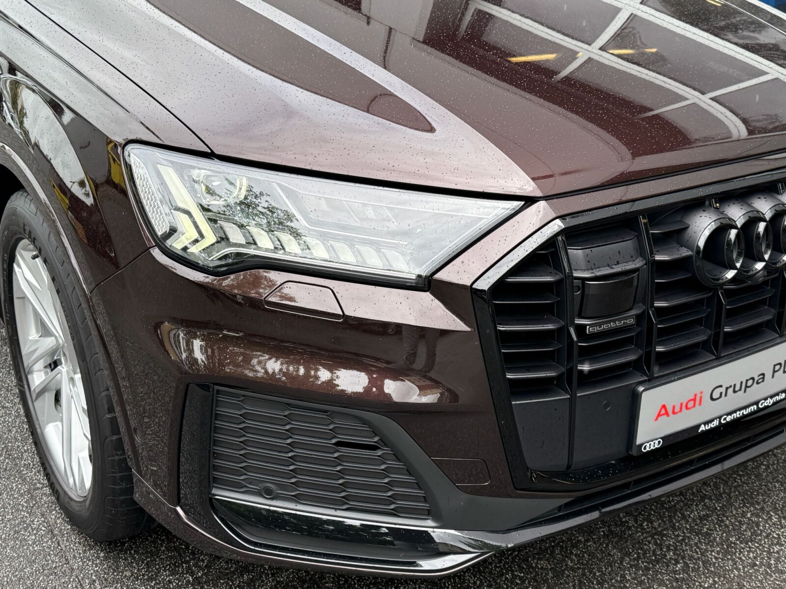 Audi Q7 - zdjęcie 9