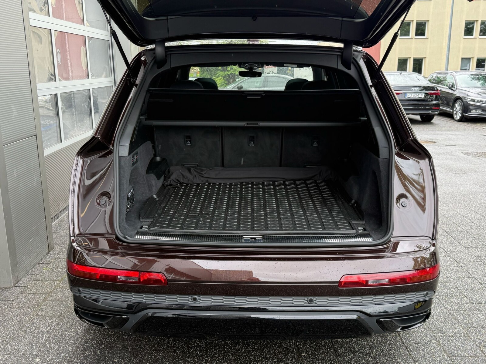 Audi Q7 - zdjęcie 13