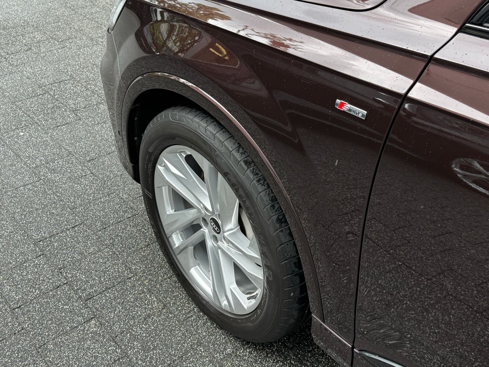 Audi Q7 - zdjęcie 12