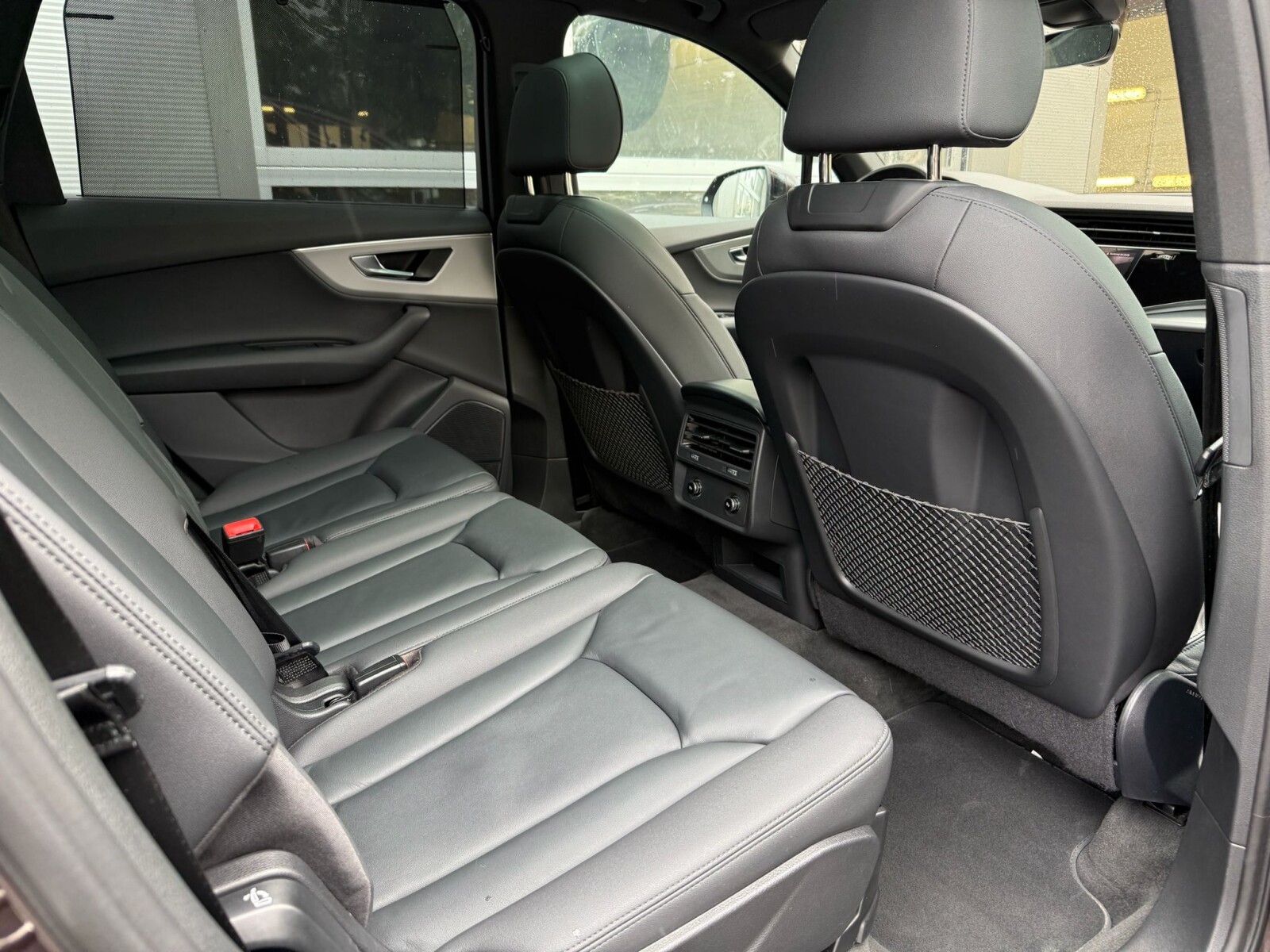 Audi Q7 - zdjęcie 24