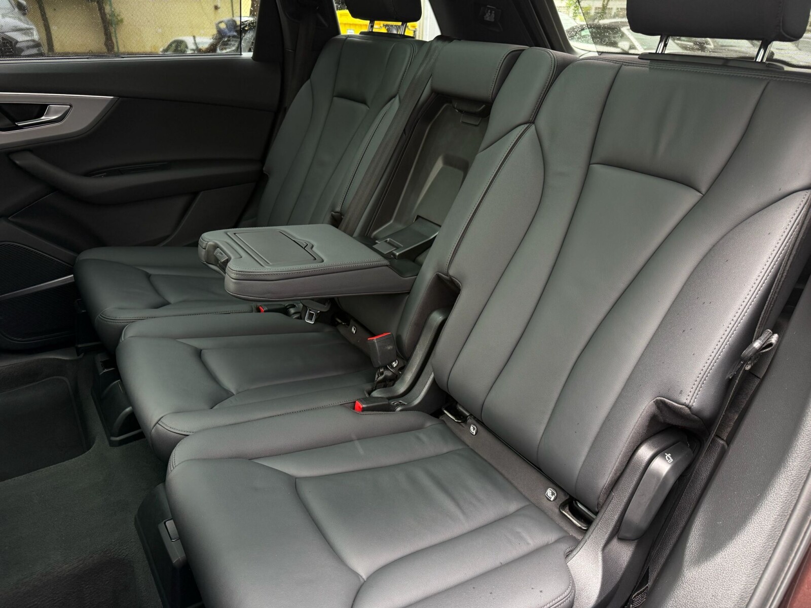 Audi Q7 - zdjęcie 21