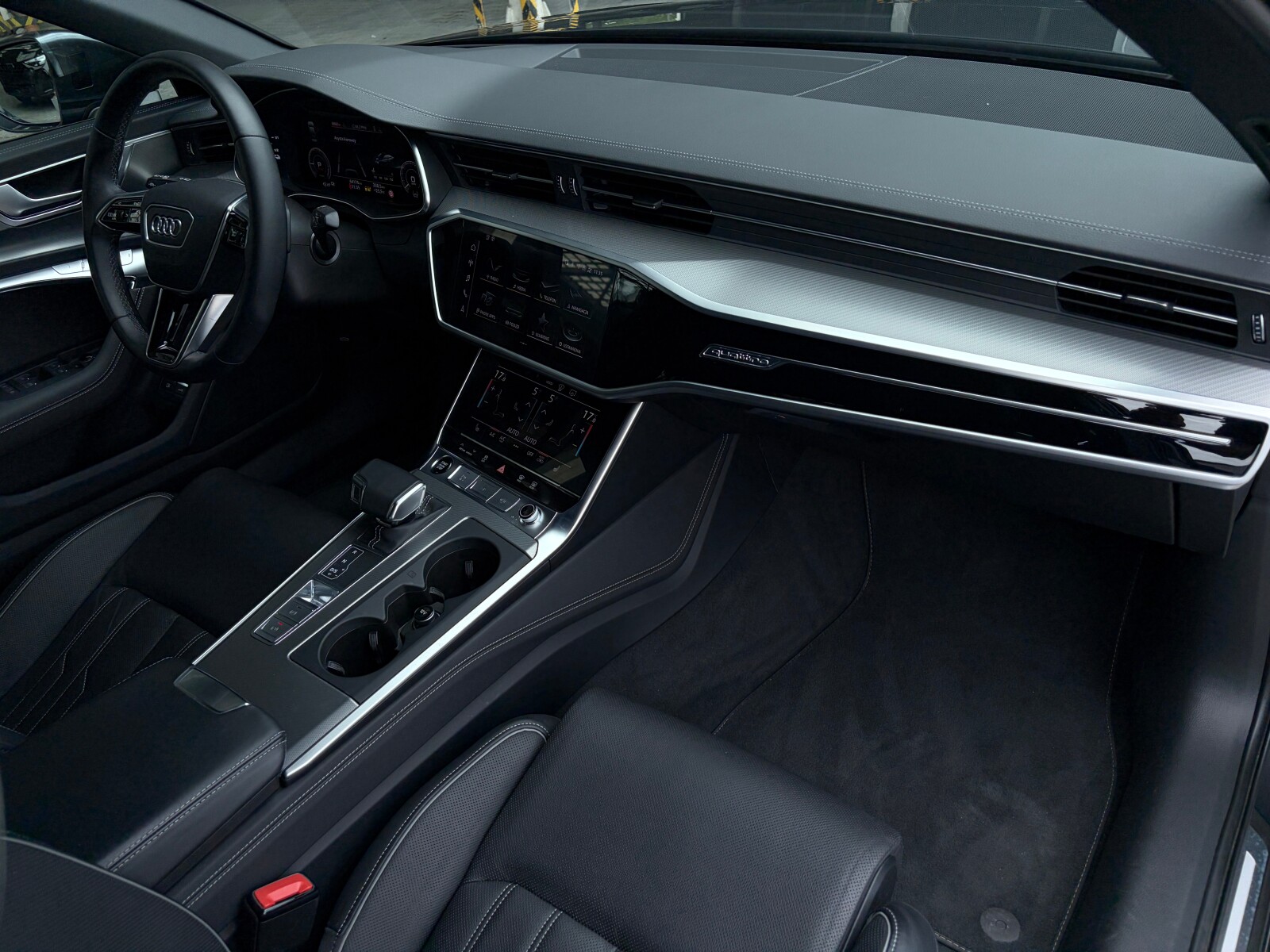 Audi A6 Limousine TFSI e - zdjęcie 21