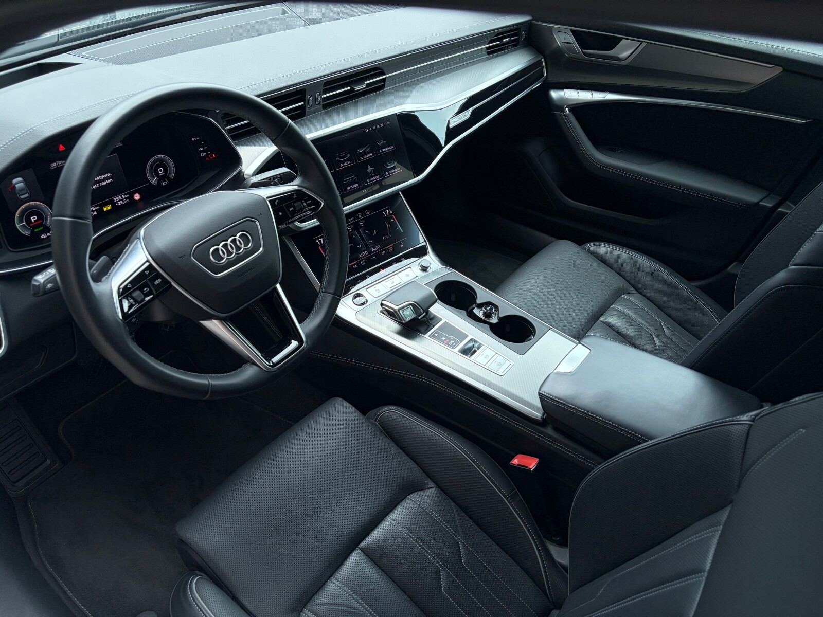 Audi A6 Limousine TFSI e - zdjęcie 13