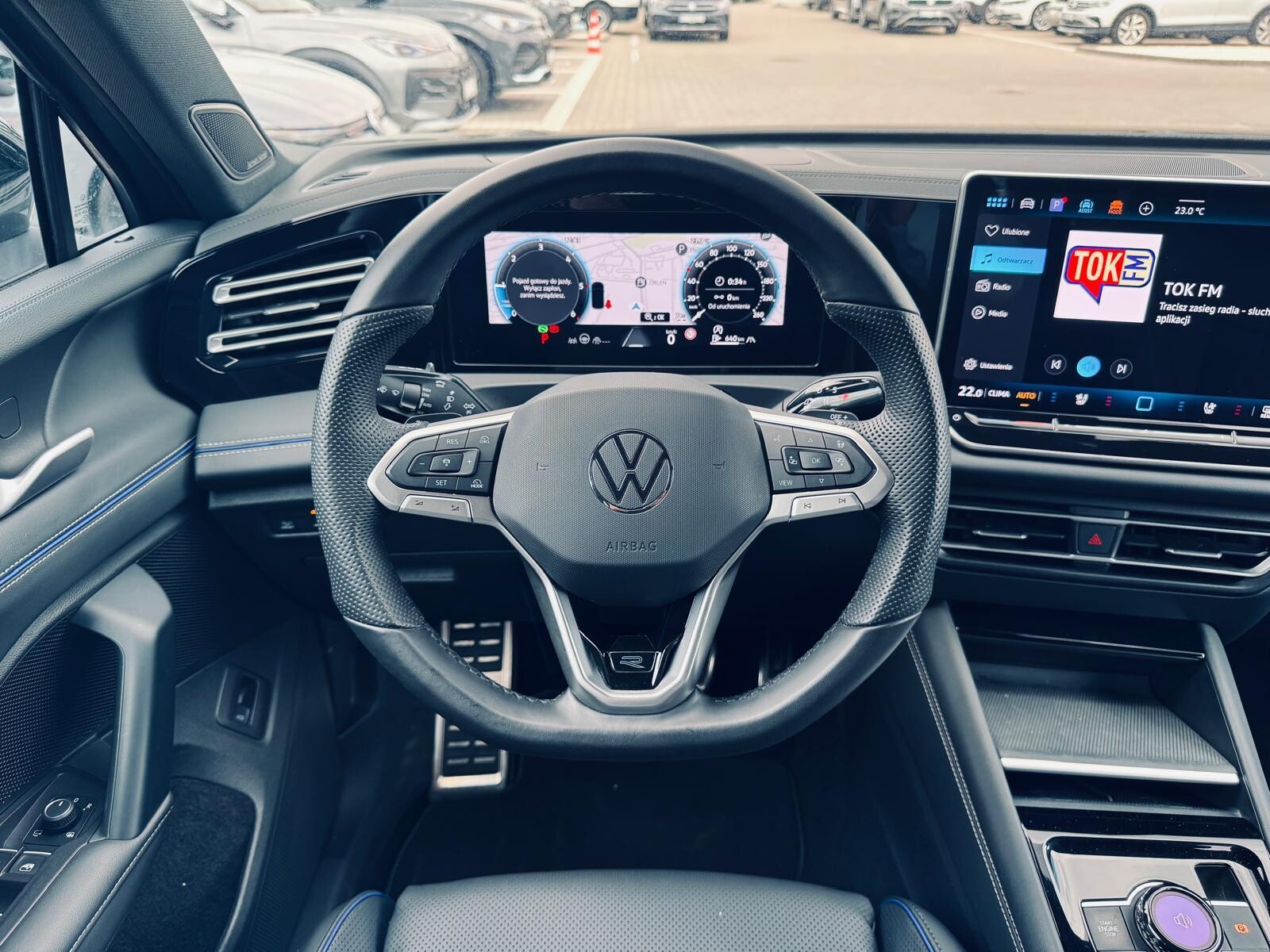 Volkswagen Tiguan - zdjęcie 23