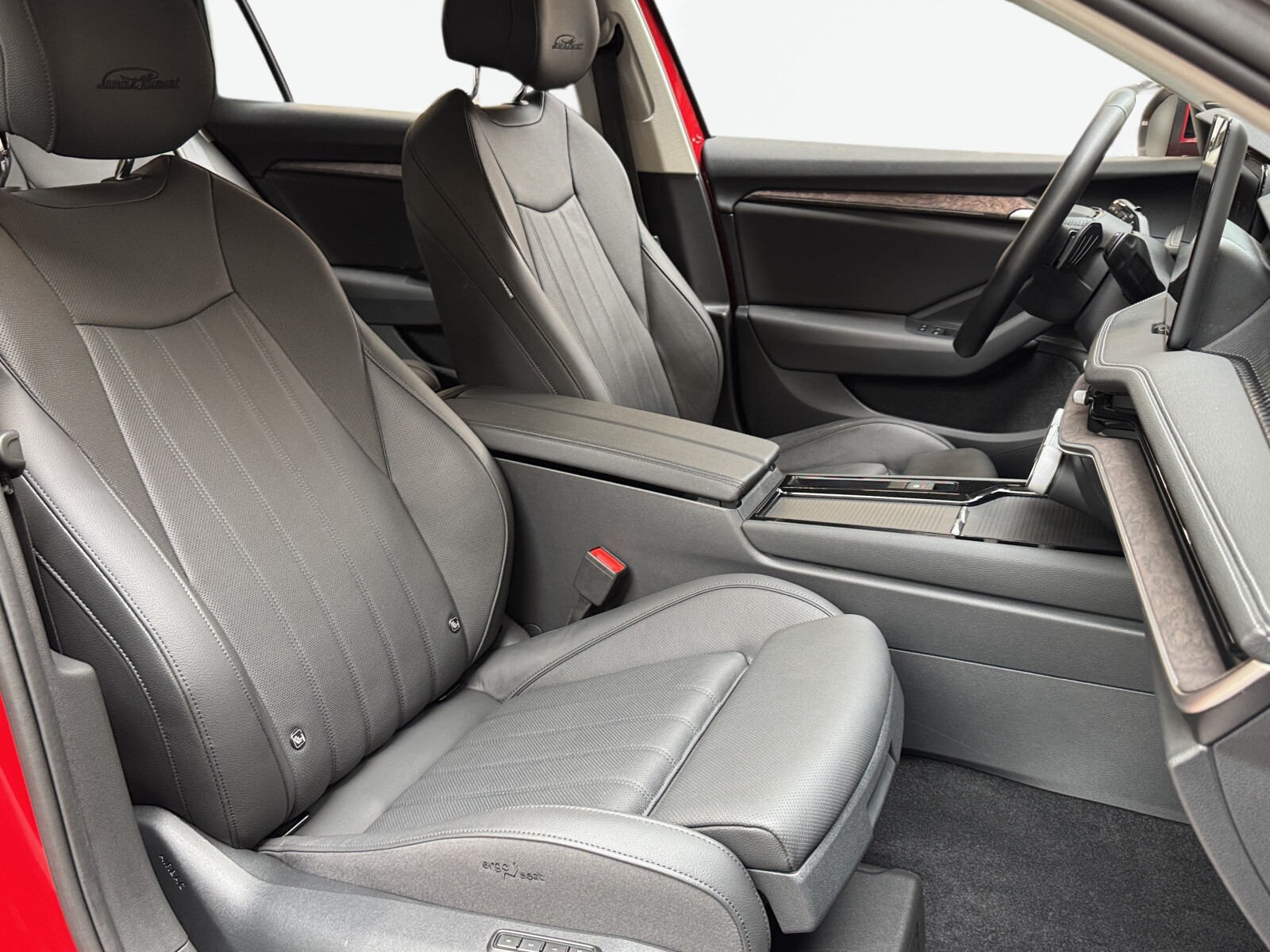 Škoda Superb Combi - zdjęcie 17