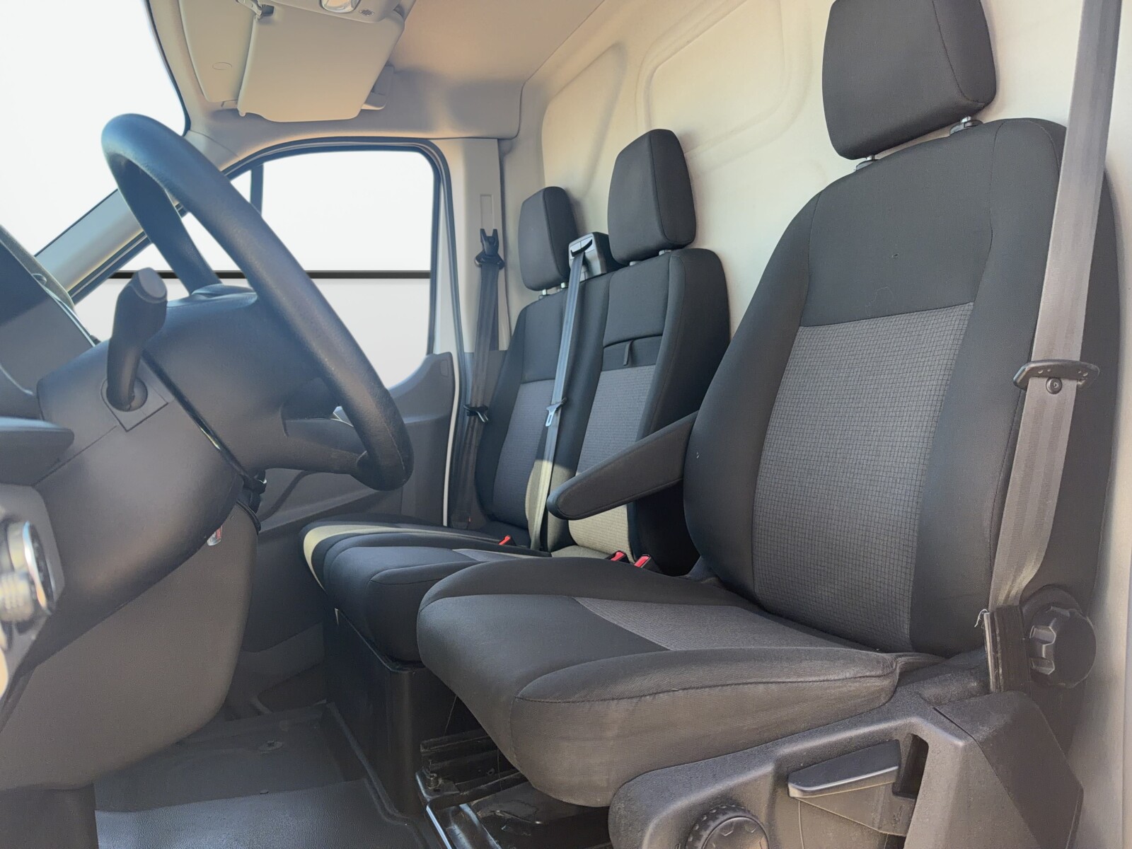 Ford Transit - zdjęcie 34