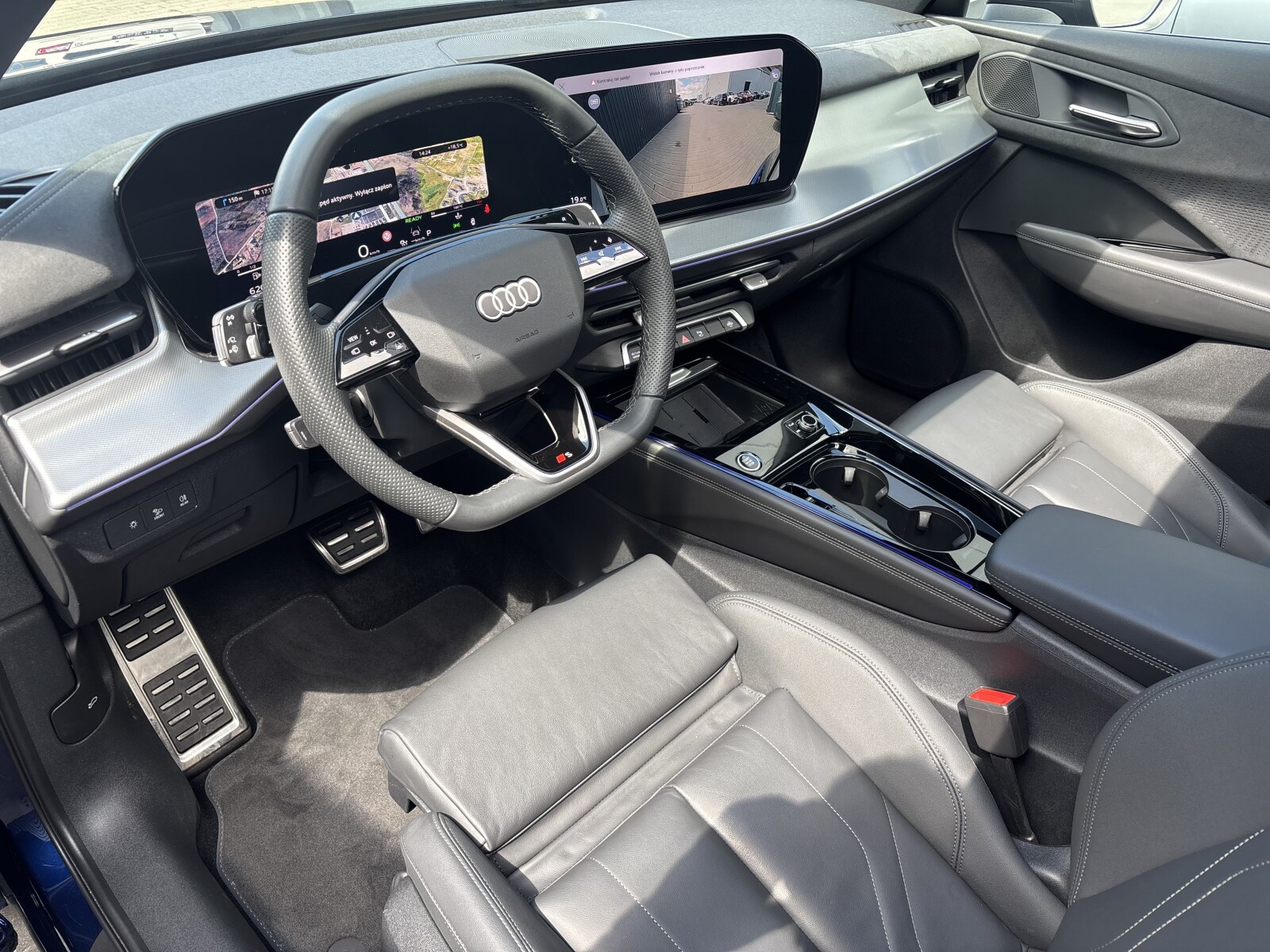 Audi Q3 - zdjęcie 16