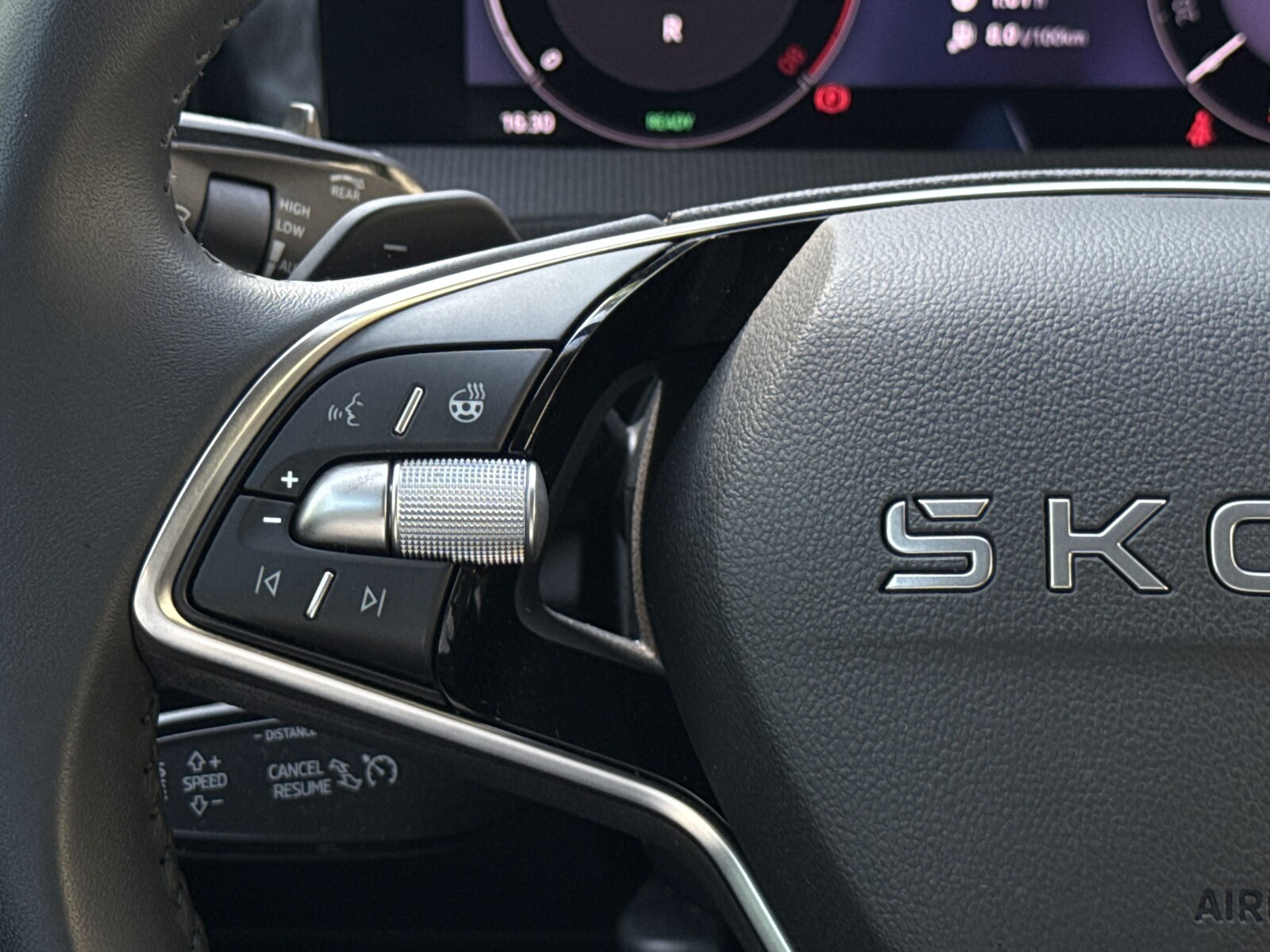 Škoda Superb - zdjęcie 17