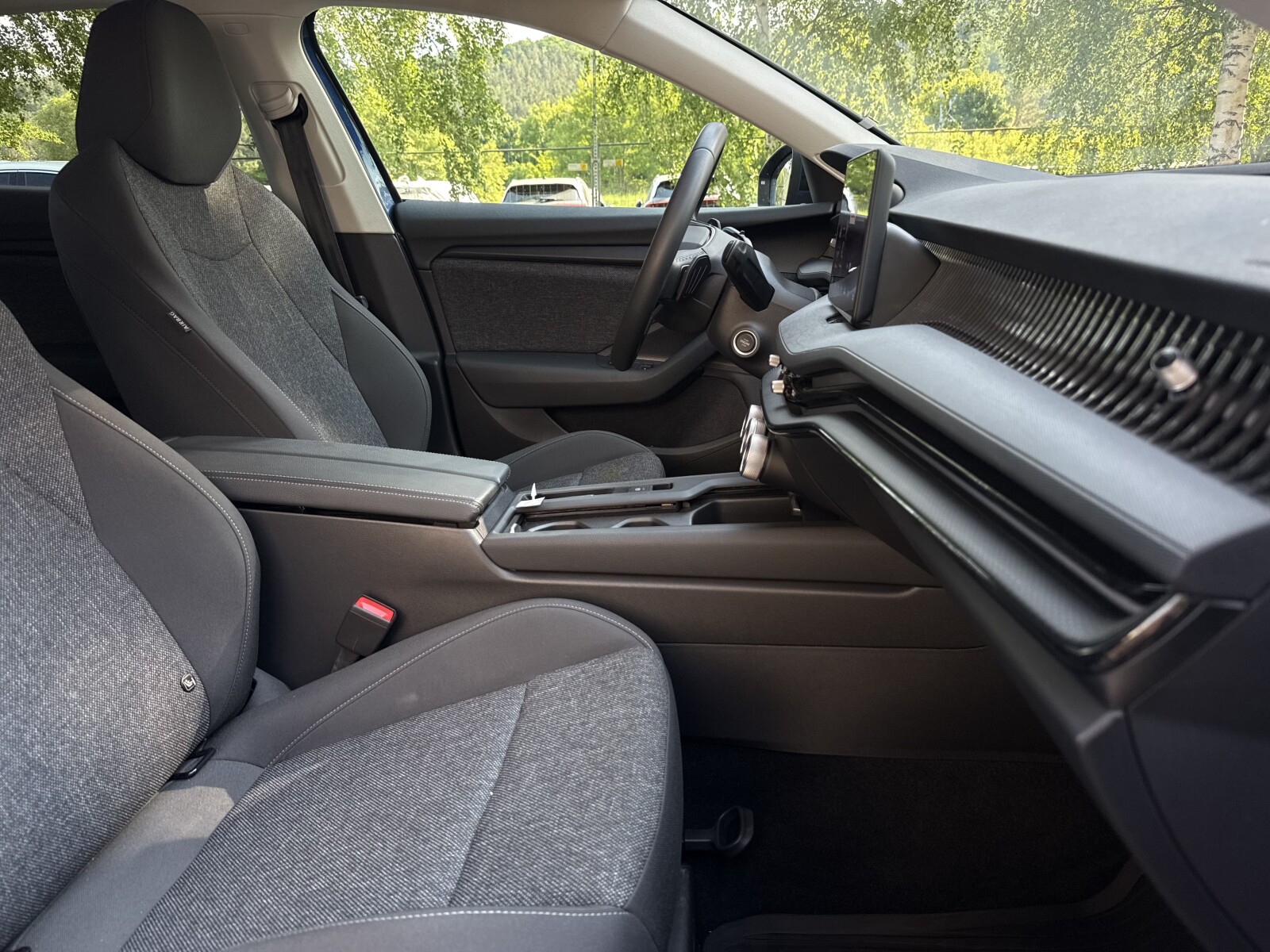 Škoda Superb - zdjęcie 14
