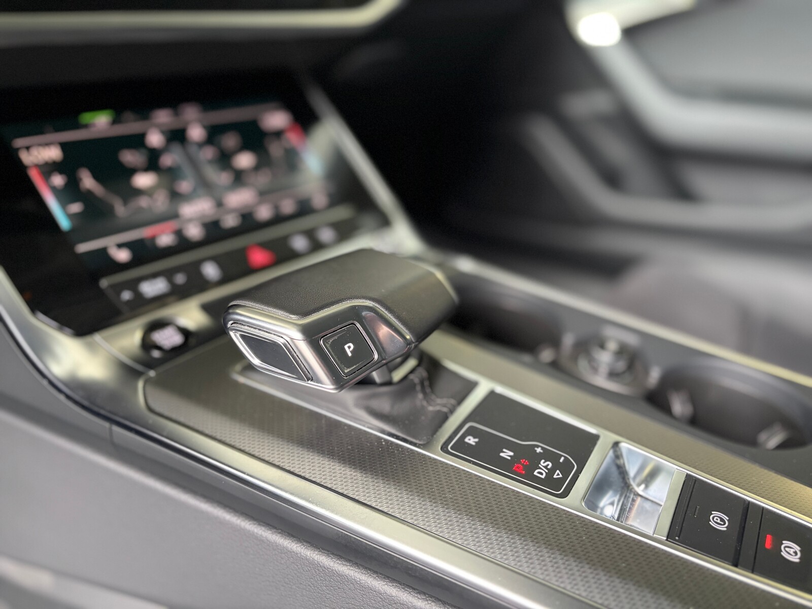Audi A6 Avant TFSI e - zdjęcie 17