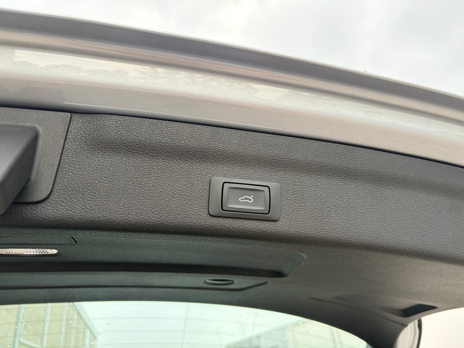 Audi A6 Avant TFSI e - zdjęcie 35