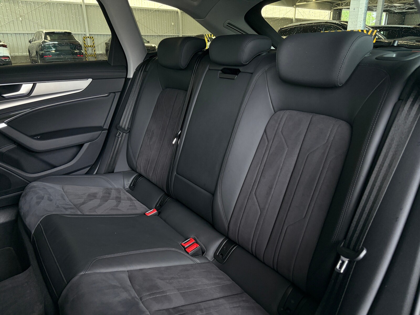 Audi A6 Avant TFSI e - zdjęcie 23