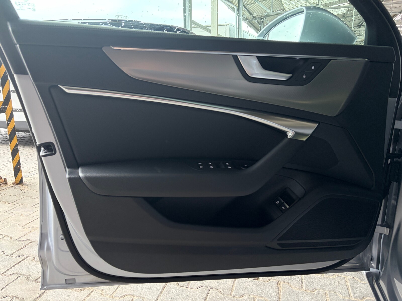 Audi A6 Avant TFSI e - zdjęcie 9