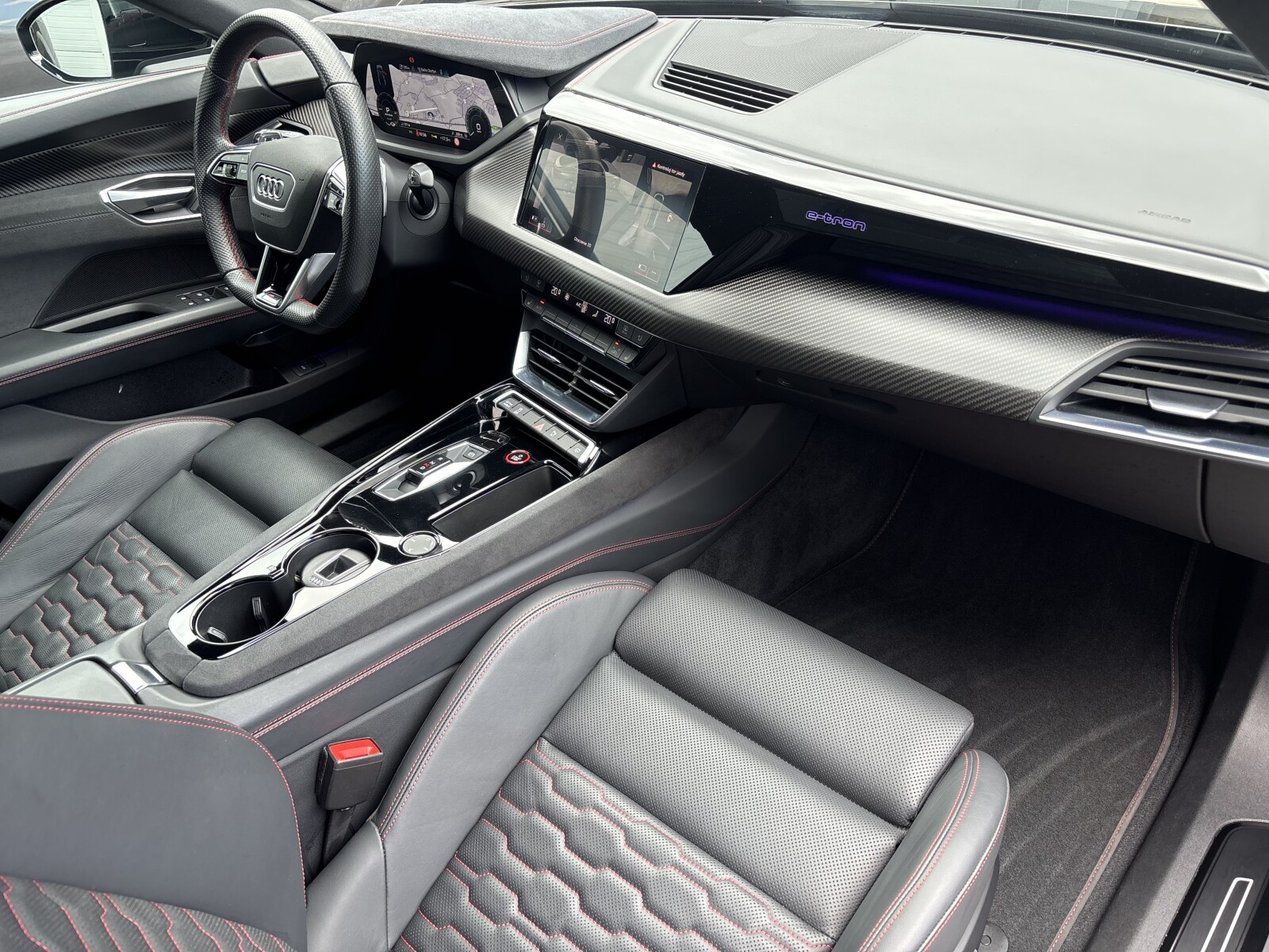 Audi RS e-tron GT - zdjęcie 35
