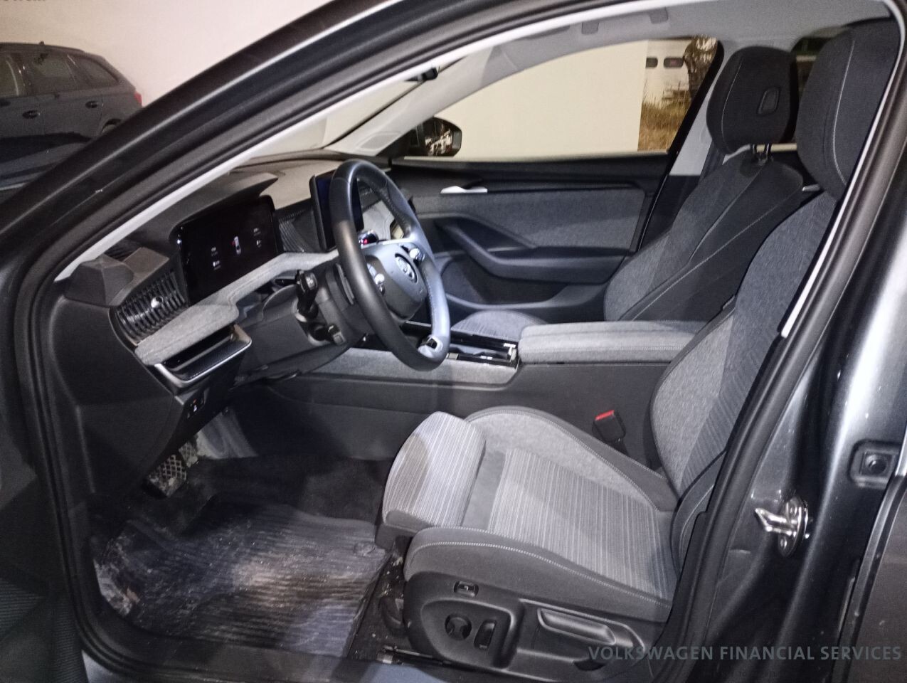 Škoda Superb - zdjęcie 8