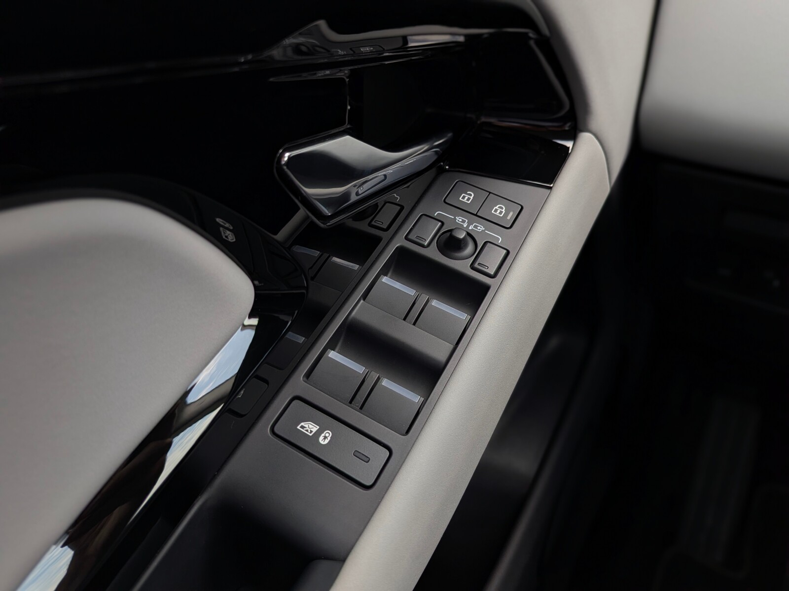 Land Rover Range Rover Evoque - zdjęcie 36