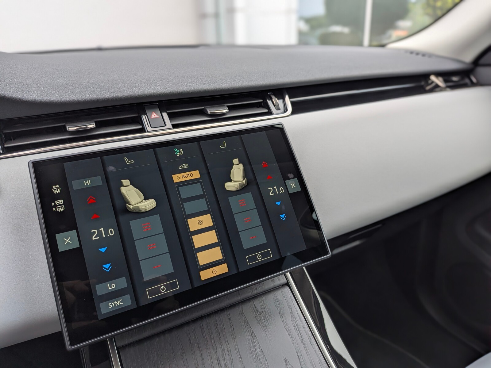 Land Rover Range Rover Evoque - zdjęcie 29
