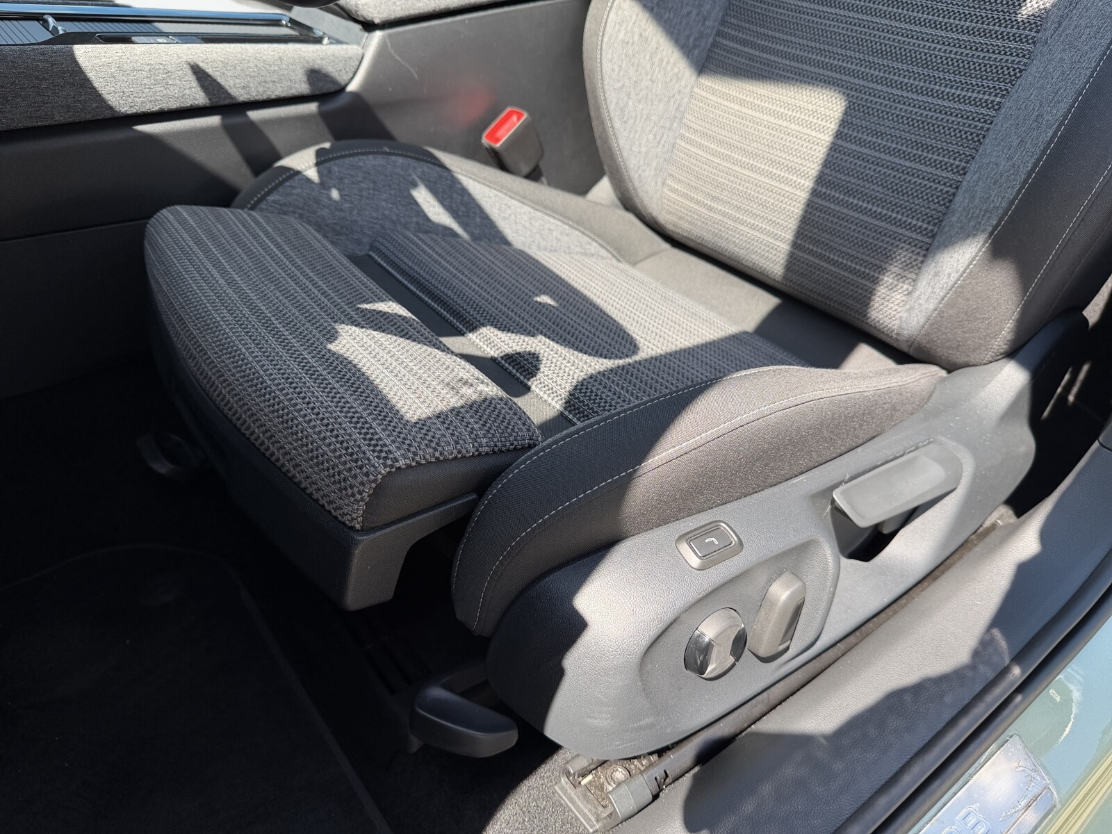 Škoda Superb - zdjęcie 13