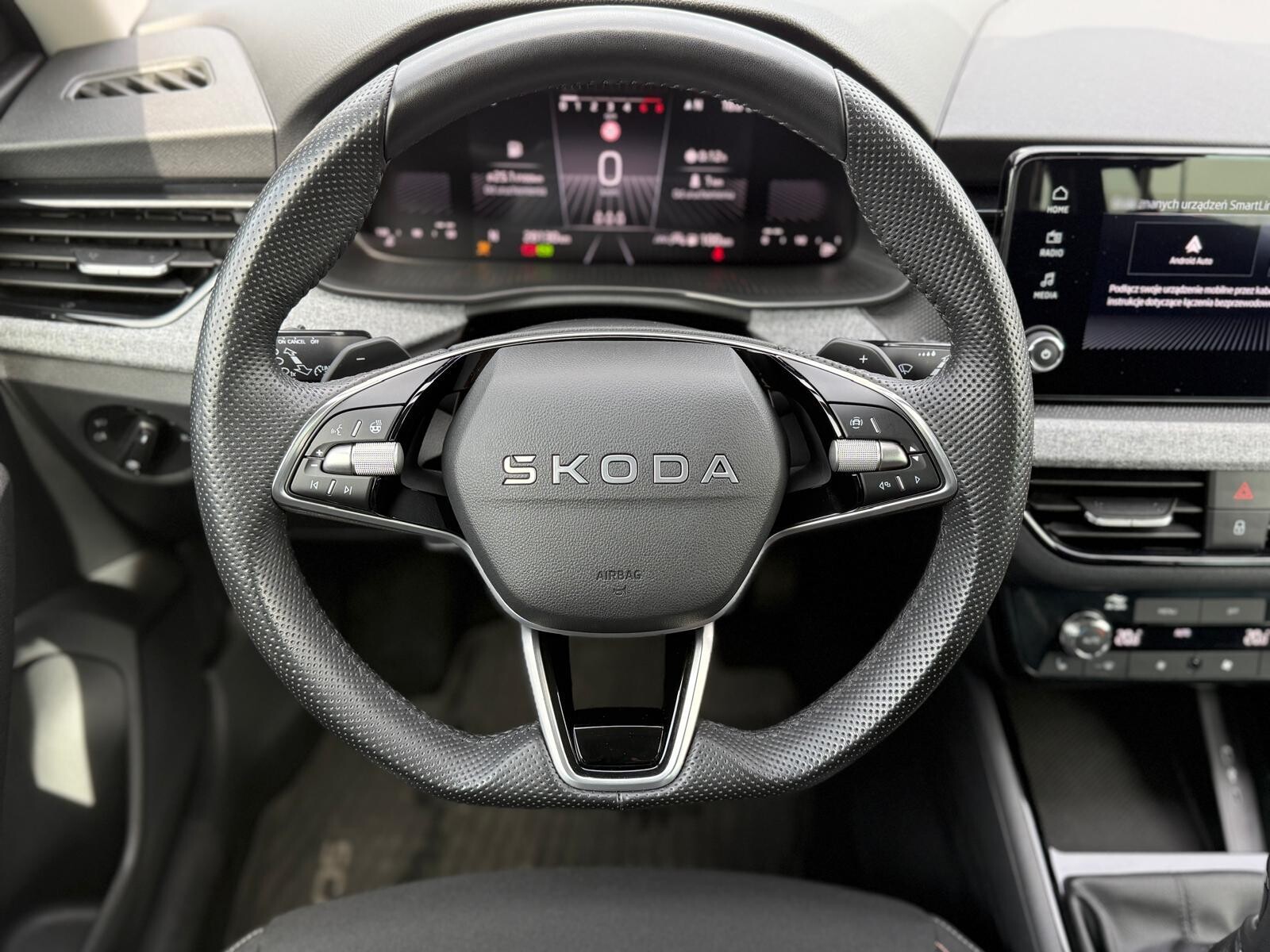 Škoda Scala - zdjęcie 11
