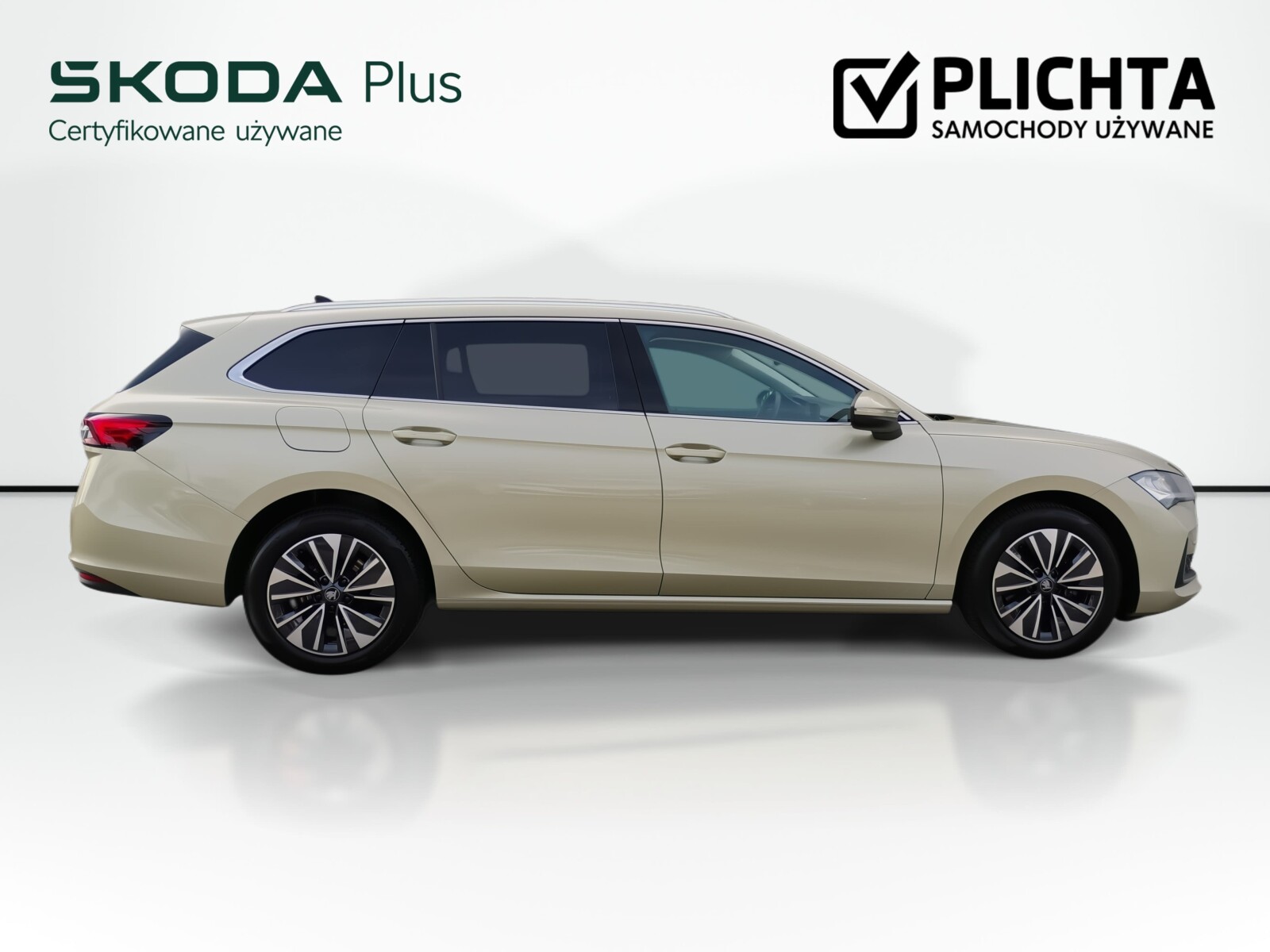 Škoda Superb Combi - zdjęcie 4