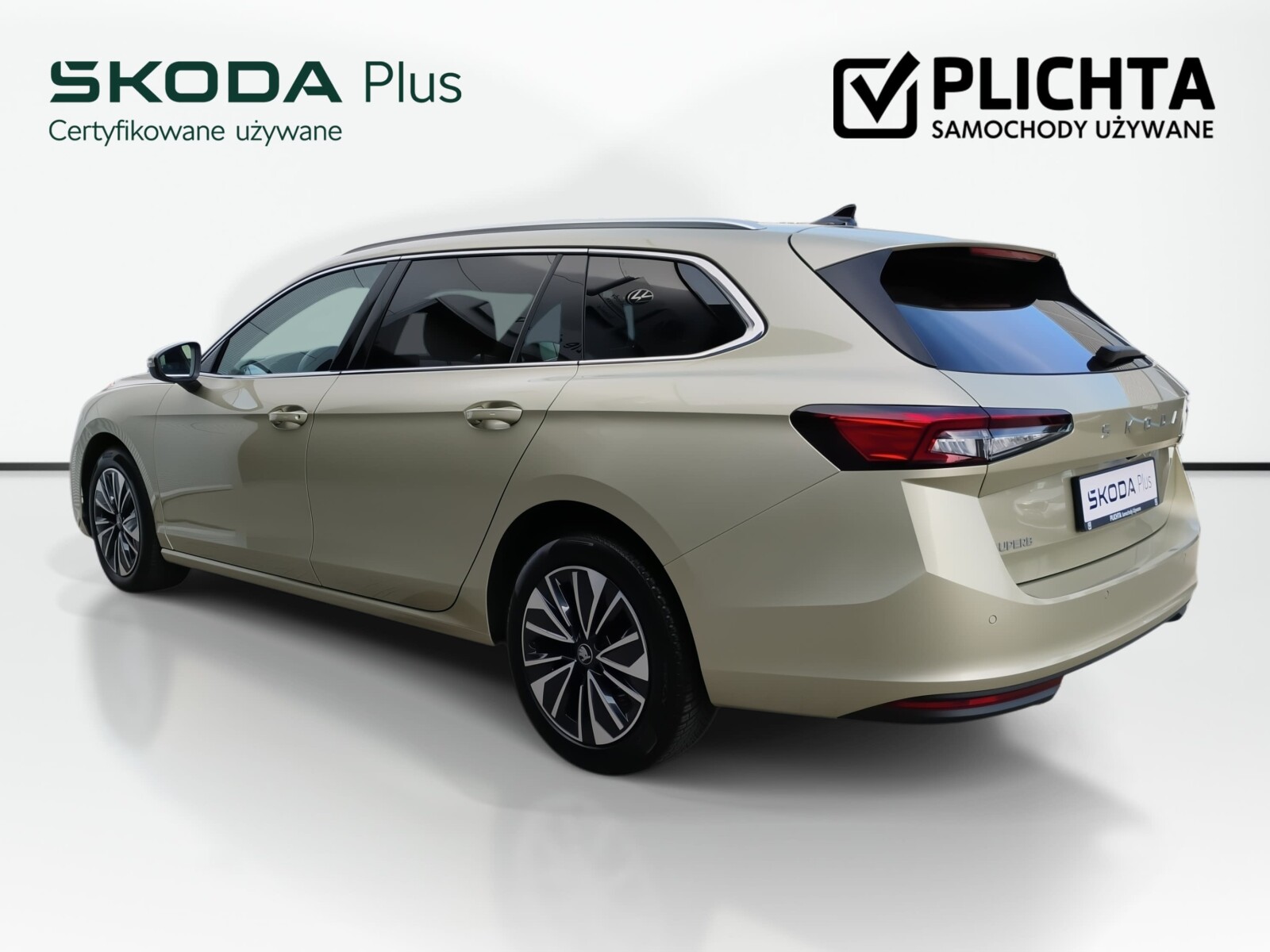 Škoda Superb Combi - zdjęcie 7