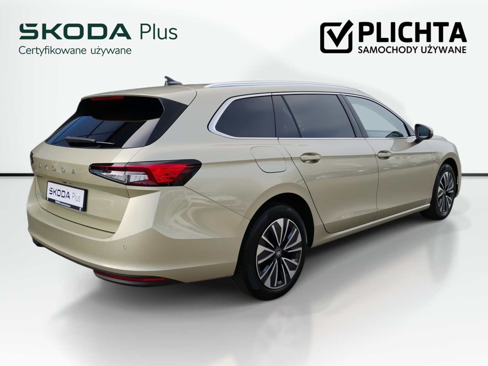 Škoda Superb Combi - zdjęcie 5