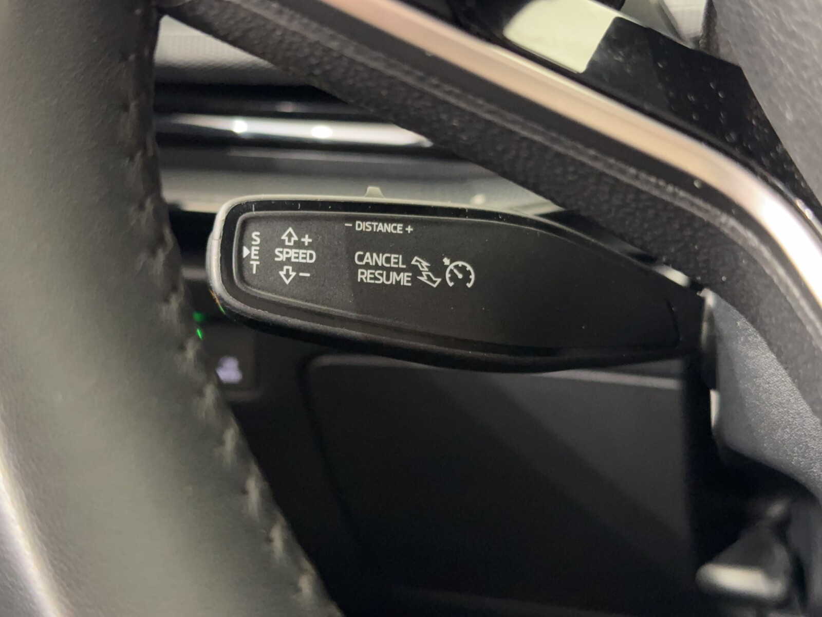 Škoda Superb Combi - zdjęcie 25