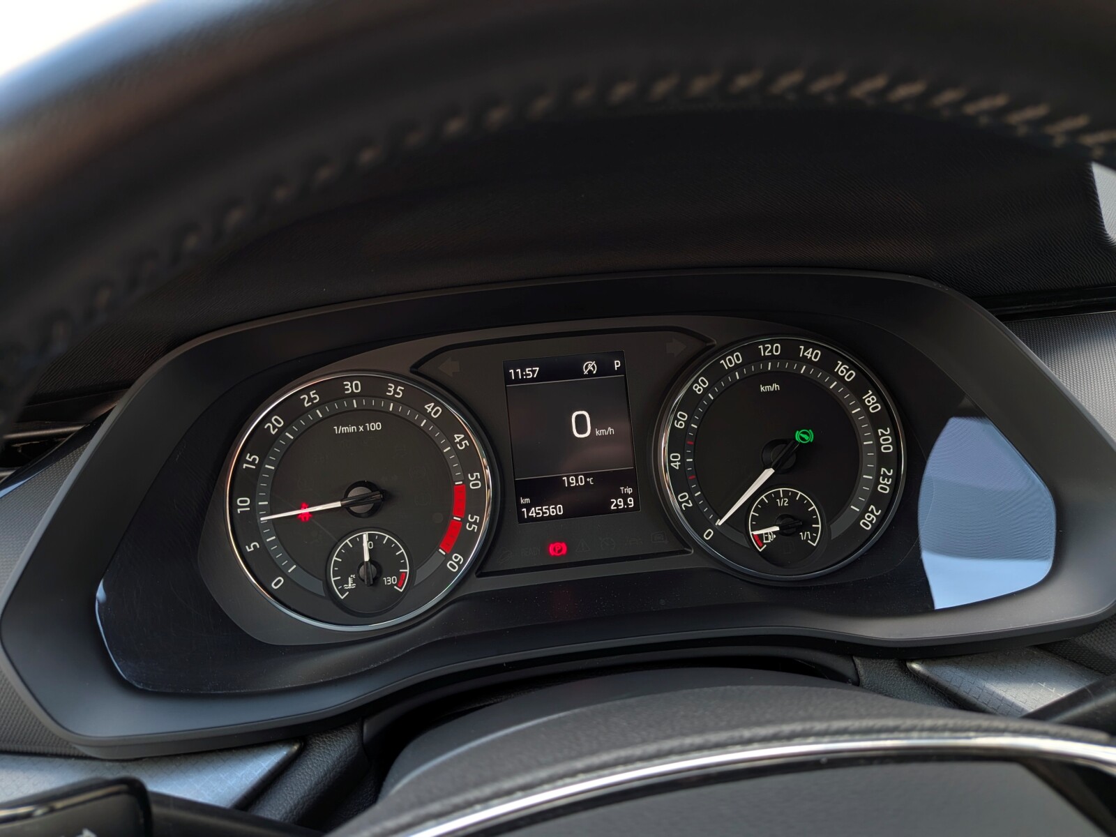 Škoda Octavia Combi - zdjęcie 21