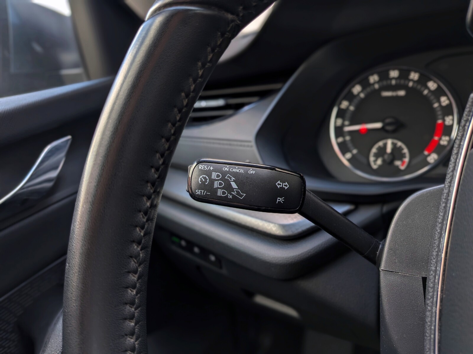 Škoda Octavia Combi - zdjęcie 19