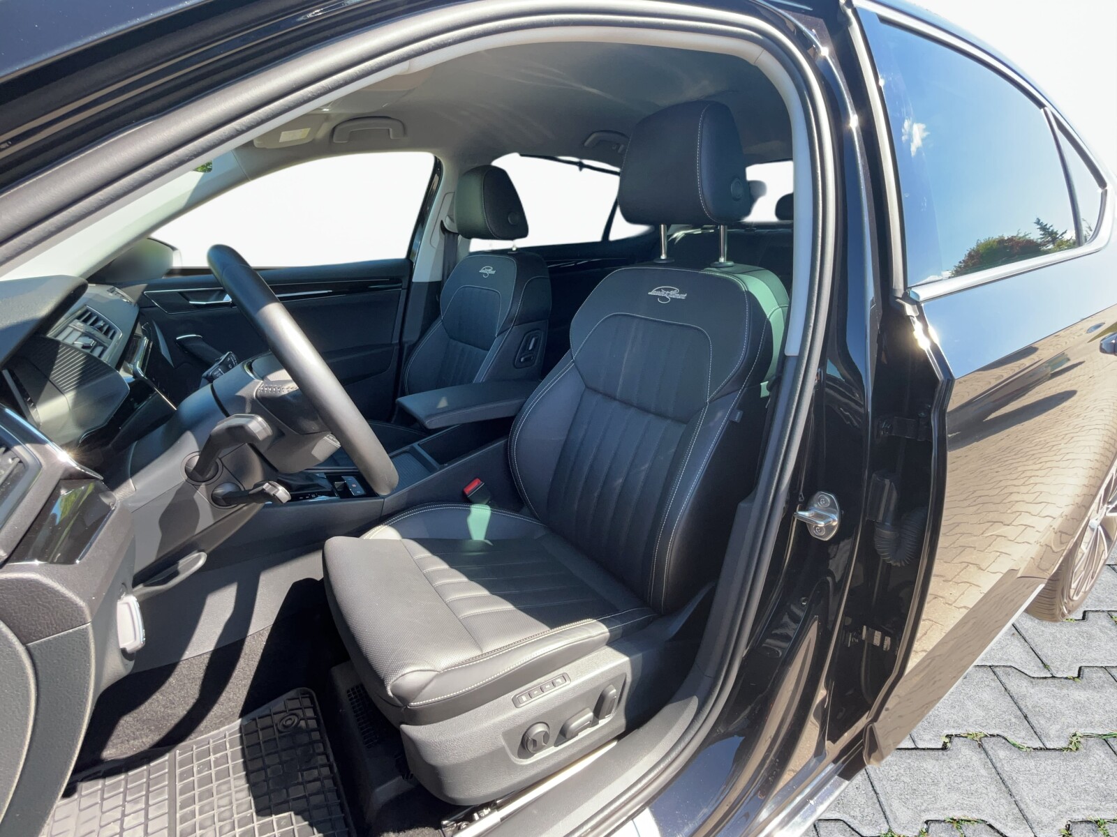 Škoda Superb - zdjęcie 36
