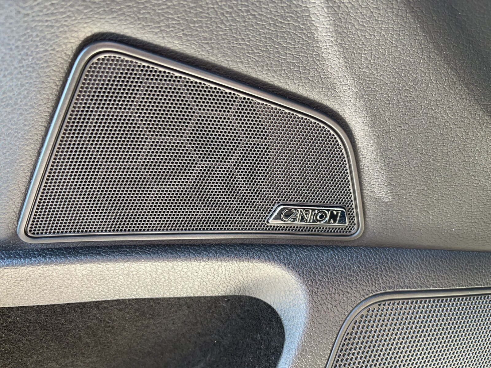 Škoda Superb - zdjęcie 18