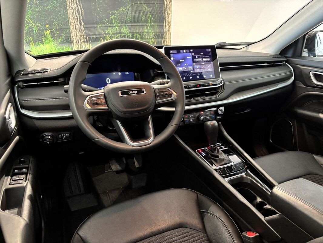 Jeep Compass - zdjęcie 15
