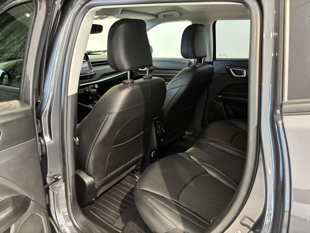 Jeep Compass - zdjęcie 27