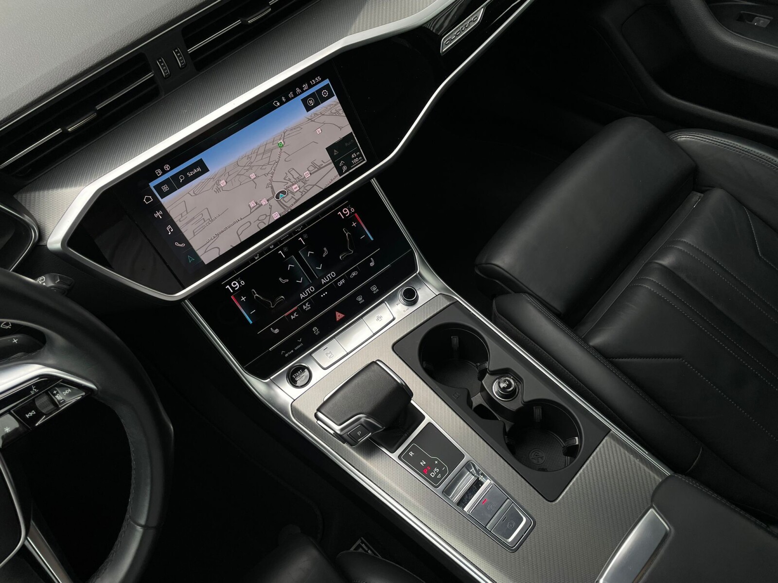 Audi A6 Avant - zdjęcie 34