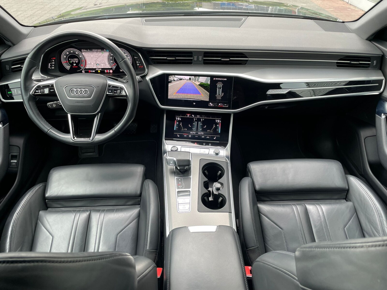 Audi A6 Avant - zdjęcie 16