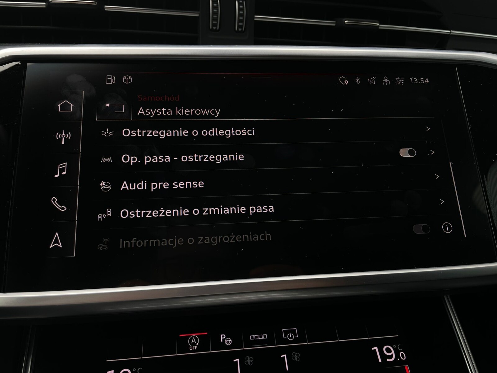 Audi A6 Avant - zdjęcie 32
