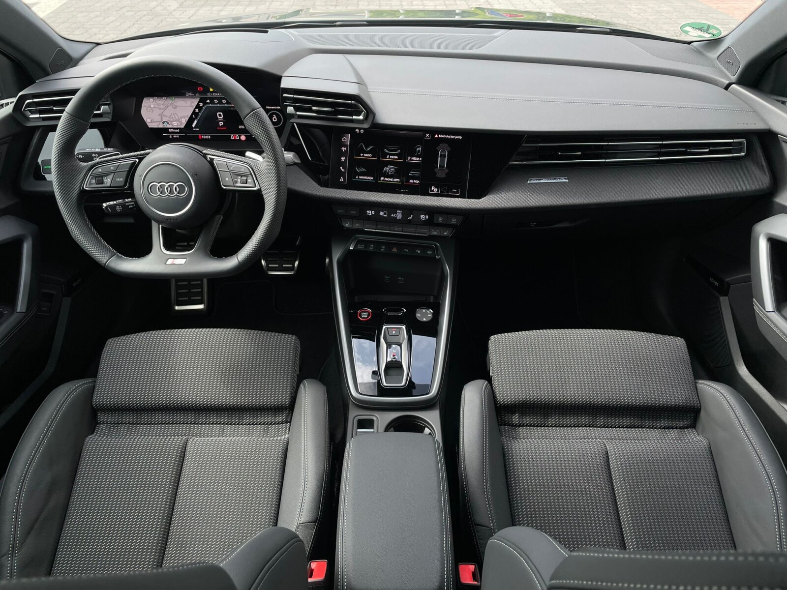 Audi S3 Limousine - zdjęcie 14