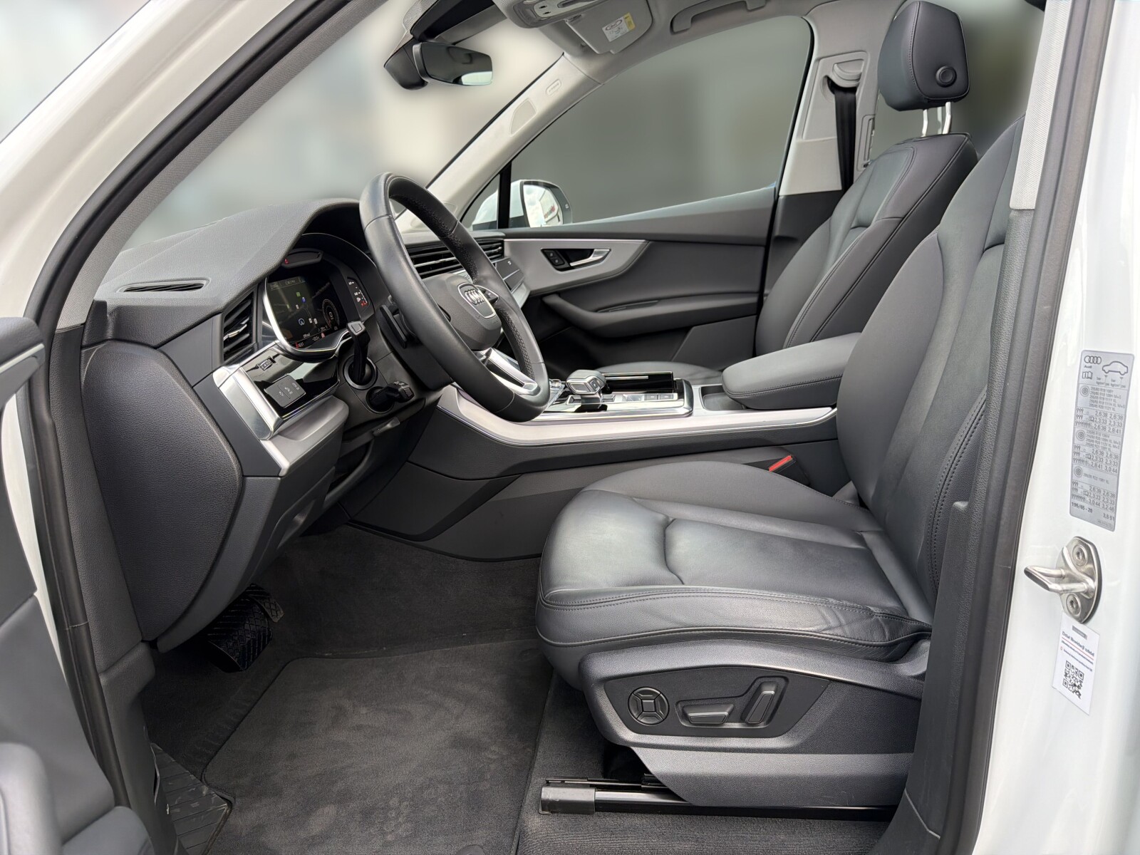 Audi Q7 - zdjęcie 11
