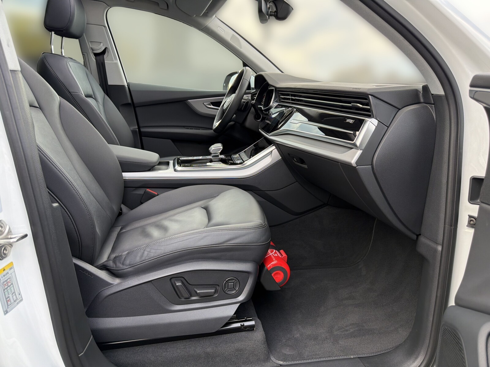Audi Q7 - zdjęcie 17