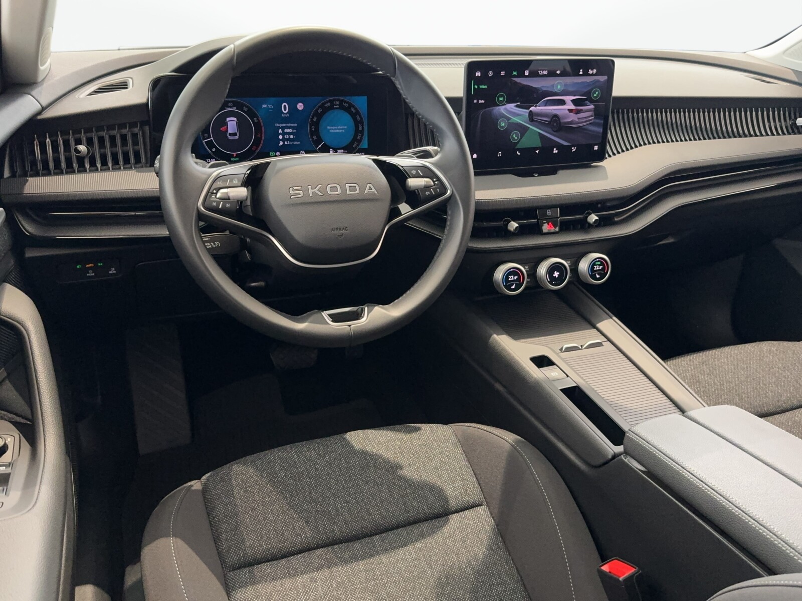 Škoda Superb Combi - zdjęcie 14