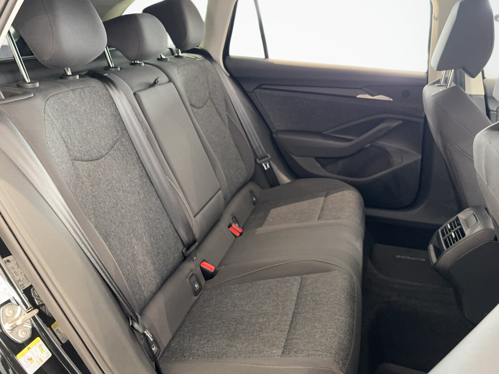 Škoda Superb Combi - zdjęcie 15